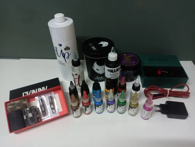 Kit tatuagem, tattoo.