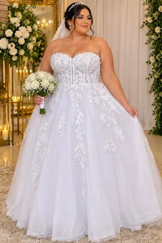 ? VESTIDO DE NOIVA GG - TODO TRABALHADO NA RENDA
