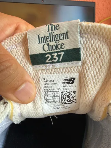 Tênis New Balance 237, número 38