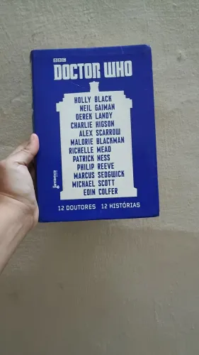 LIVRO DOCTOR WHO