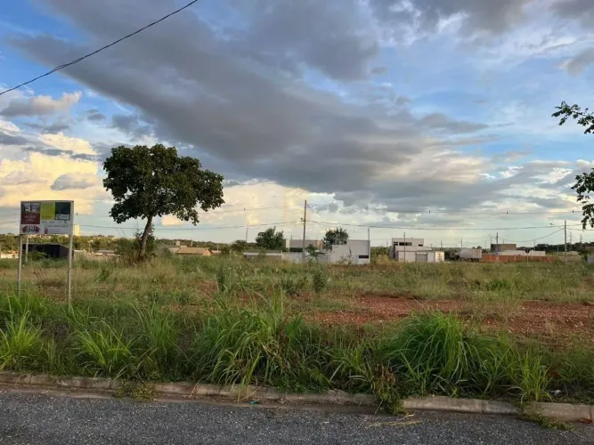 TERRENO - VENDA - Parque das Águas - Várzea Grande/MT