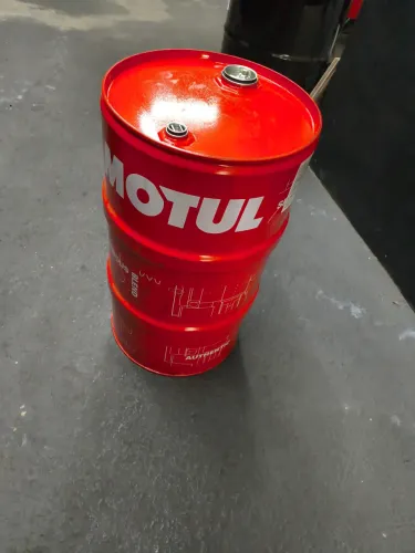 Tambor Motul 60 litros usado 