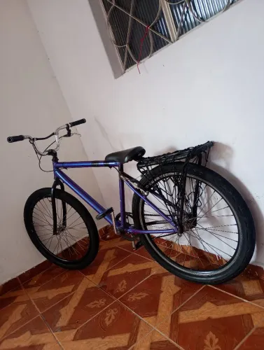 Bike montadinha aro 26, negocio o valor!