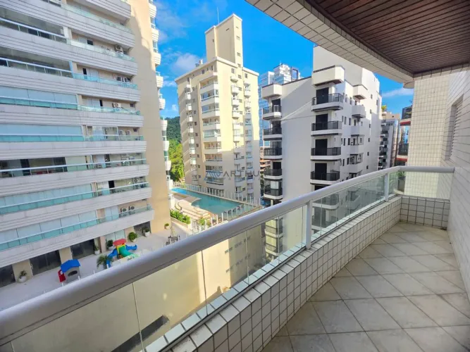 Apartamento à venda em Praia Grande no Canto do Forte com 2 dormitórios