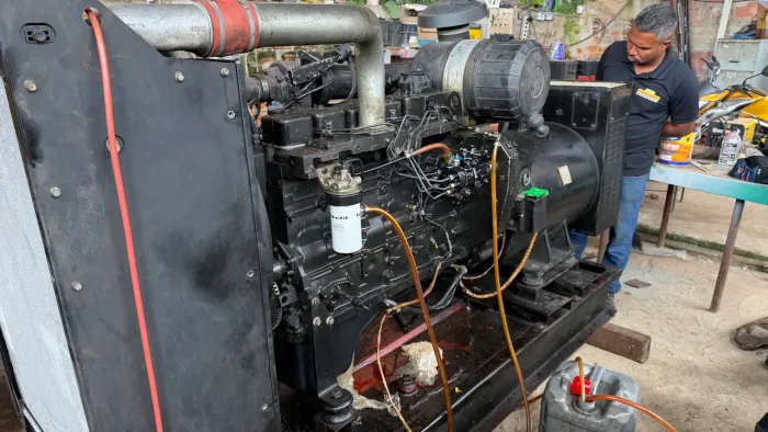 GERADOR 230 KVA NOVO - DIESEL 200 Horas