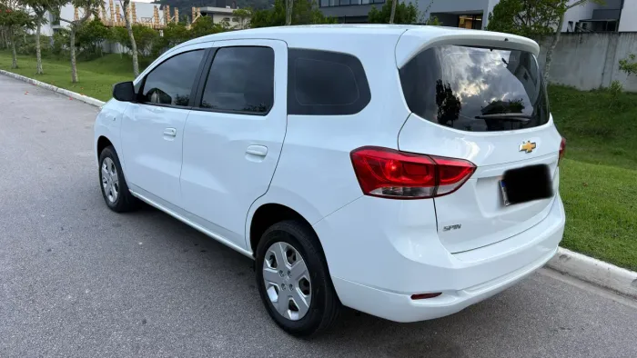 Chevrolet Spin LS 1.8 8V Econo.flex 5P AUT 2023