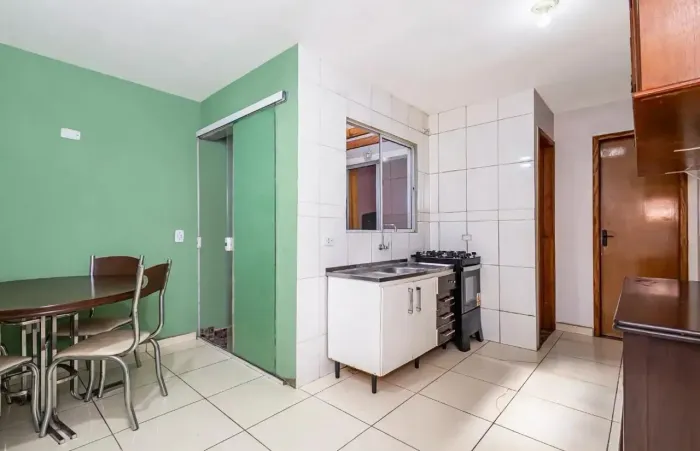 CASA 2 QUARTOS EM RUA SEM SAÍDA - TATUQUARA
