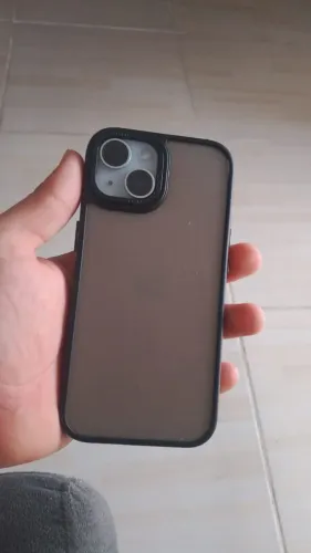 iPhone 15 impecável 