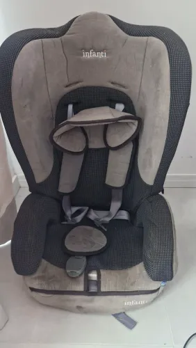 Cadeirra para carro Infanti