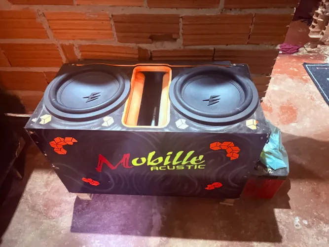 Vende se som automotivo do celta 2013/2014