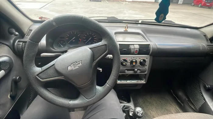 Chevrolet Corsa Sedan 1.0 MPFI 8V 71cv 4P 2003