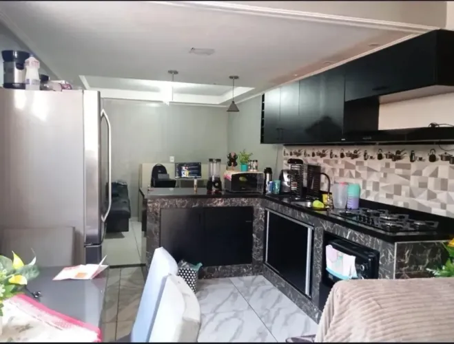 CASA COM 2 QUARTOS EM REALENGO - ACEITO ENTRADA