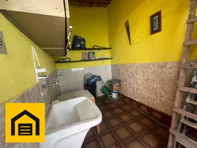 Casa com 2 dormitórios para alugar, 150 m² por R$ 4.800,00/mês - Vila Assis Brasil - Mauá/