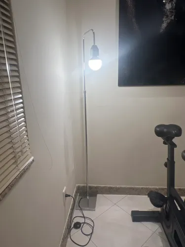 Luminária chão aço inox 1,65. Mts altura Rivatti