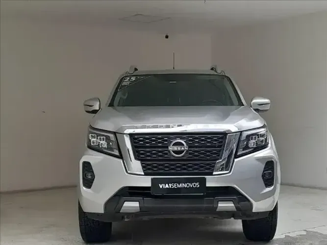 Nissan Frontier XE CD 4X4 2.3 Bi-TB Diesel Aut. 2025