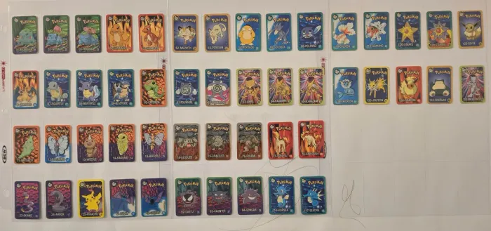Supercartas Pokemon completa + 45 Tazos Pokemon redondo