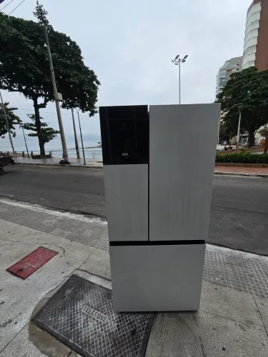 Geladeira Electrolux im8 impecável