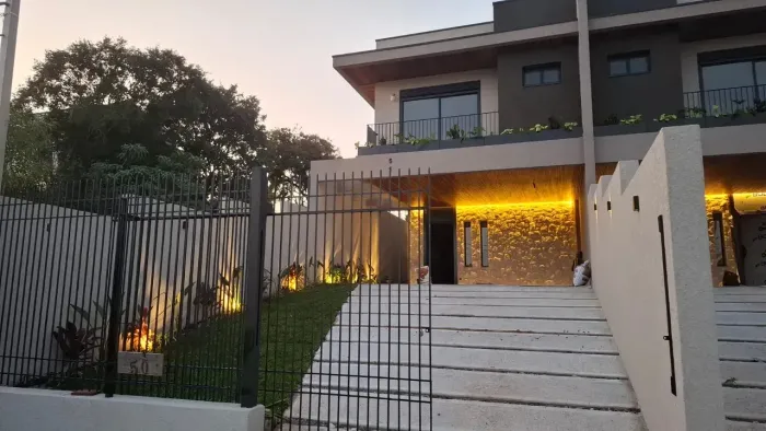Casa para venda possui 200 metros quadrados com 3 quartos