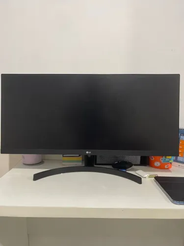 Monitor LG UltraWide 29