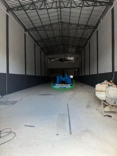 Galpão para alugar, 425 m² por R$ 17.089,00/mês - Perobal - Arujá/SP