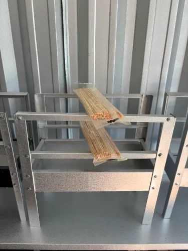 Mini churrasqueira para espetinho