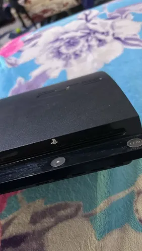 PS3 Slim original+ jogos ( GTA5, CALL OF DUTY) Com defeito