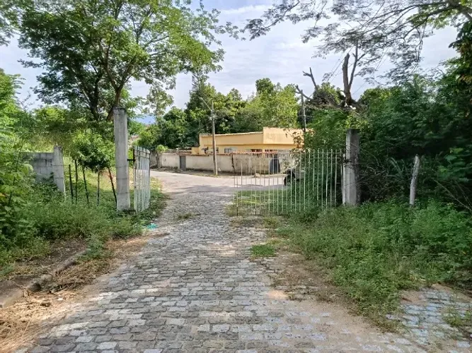 Terreno na Morada do Vale em santíssimo