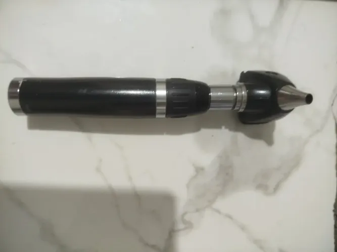 Otoscópio de diagnóstico 3,5v 