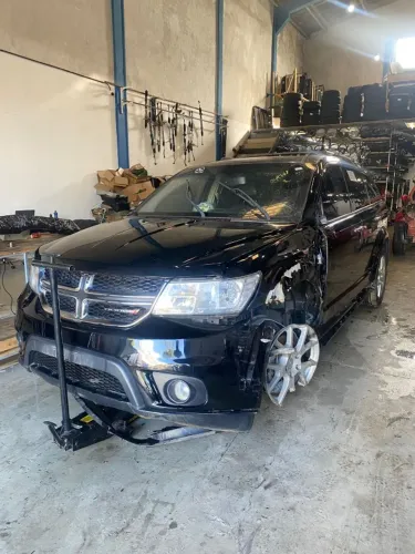 Sucata Dodge Journey 3.6 V6  2015 retirada de peças 