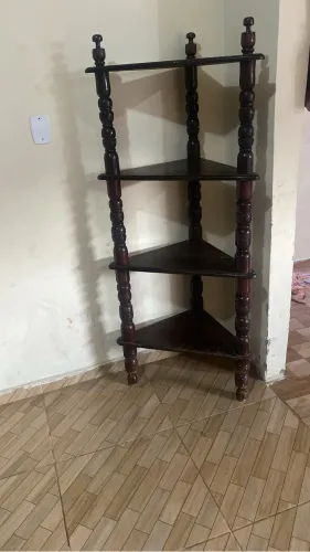 Vendo cantoneira estante de madeira