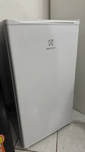 Frigobar Electrolux Efficient 90L ? Branco