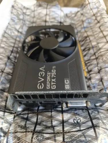 Placa video GTX 750Ti EVGA 2GB GDDR5 128bit