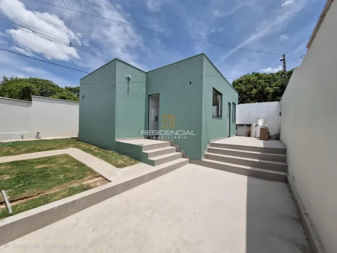 CASA A VENDA NO BAIRRO NOVA SUIÇA 02 QUARTOS, SALA, COZINHA E QUINTAL