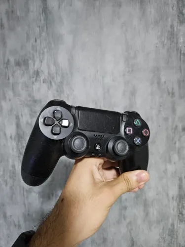 Controle ps4 original (leia a descrição)