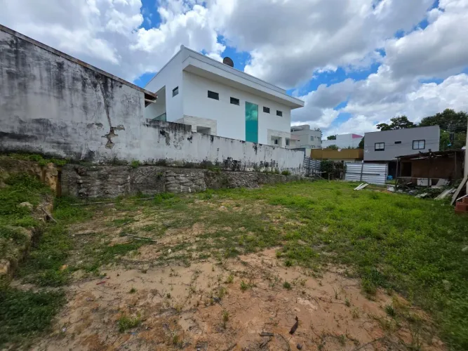 Venha adquirir um terreno no condomínio (Green Hill)