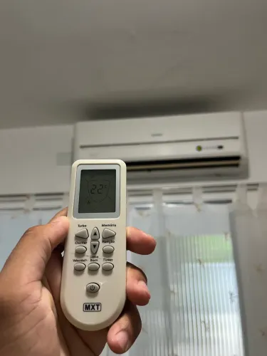 Ar-condicionado Cônsul 18000 btus em excelente estado