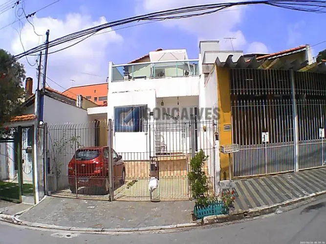 Sobrado à venda em Rudge Ramos, São Bernardo do Campo 159 m², 2 quartos + suíte
