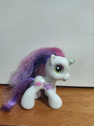 Miniatura my litle pony original sweetie Belle g3 com glitter rara hasbro