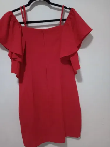 Vestido vermelho tamanho P 