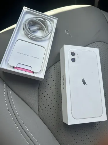 iPhone 11