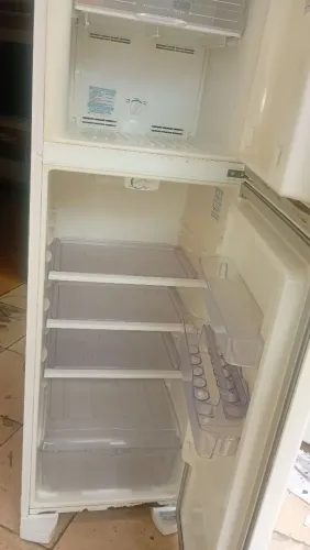 Geladeira frosfre 370 litros funcionando perfeitamente garantia e entrego na casa