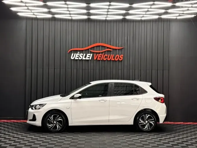 Chevrolet Onix Hatch LT 1.0 12V Flex Mec. 4P 2025