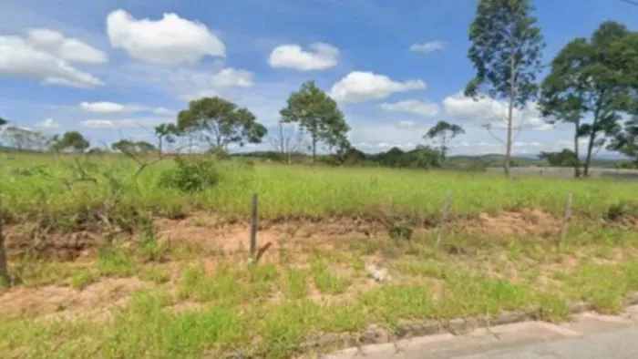 Leilão - Terreno - De R$210.000,00 Por R$105.000,00