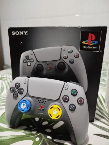 Controle Playstation 5 Edição de 30 Anos Aniversário 