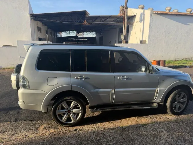 Mitsubishi Pajero Full GLS/gls/pkhpe 3.2 Dies.ti 5P 2008