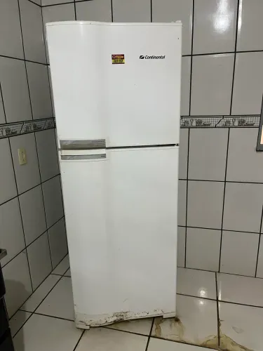 Geladeira Continental