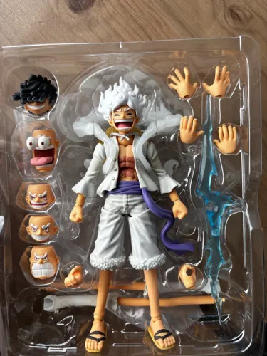 SH figuarts luffy gear 5