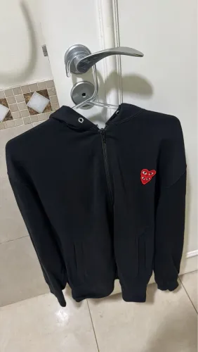 moletom play comme des garçons