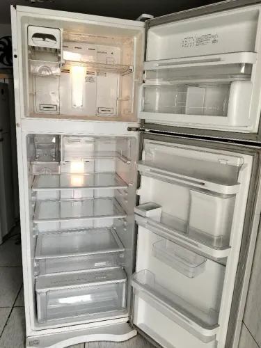 Geladeira  com garantia e entrega grátis 