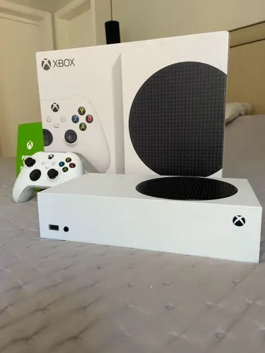 Xbox Serie S 512GB + Controle Original + Caixa - Perfeito!